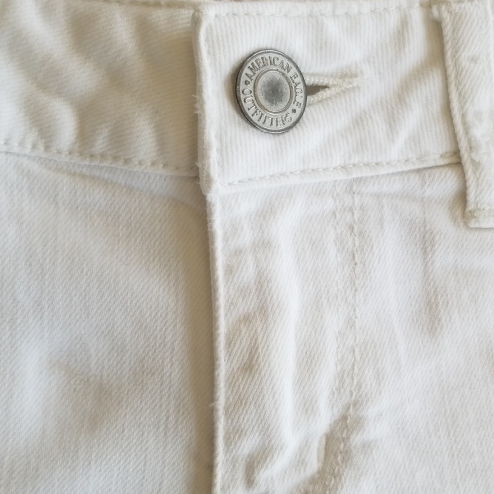AE shorts - Picture 3 of 7